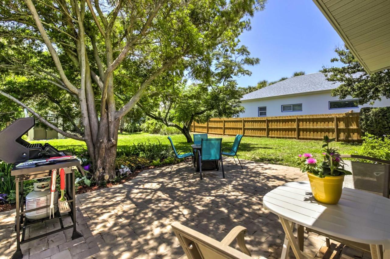 New Smyrna Beach Abode With Fire Pit, Walk To Beach! Villa ภายนอก รูปภาพ